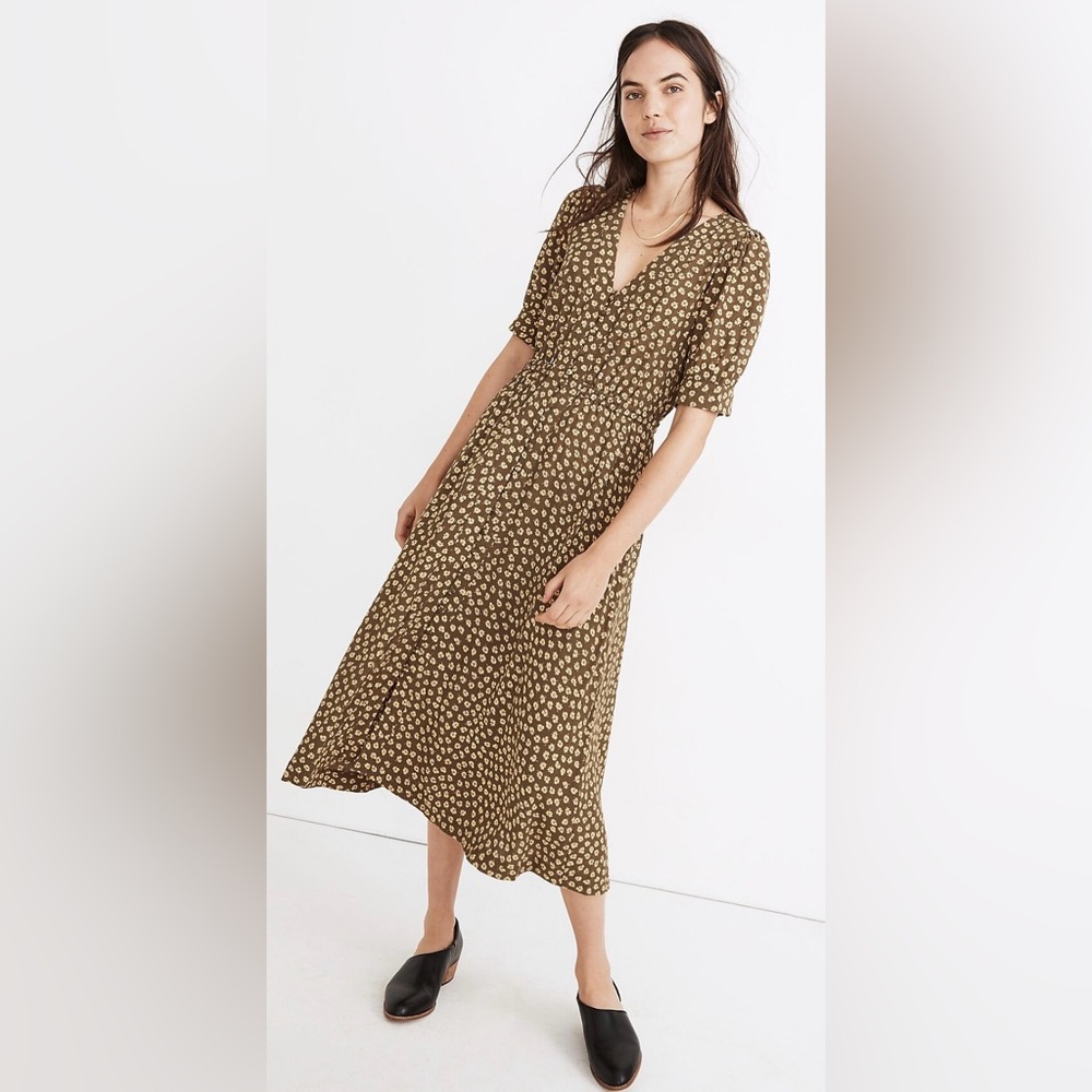 Madewell Button-Cuff Midi Dress in Woodcut Flowers